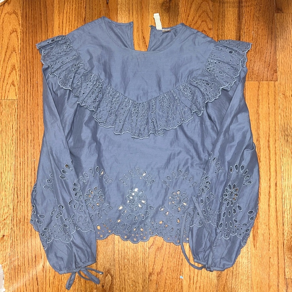 EYELET EMBROIDERED BLOUSE